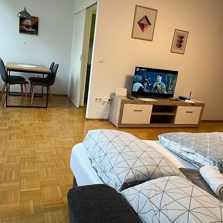 House Marin II - Apartment Марибор Экстерьер фото